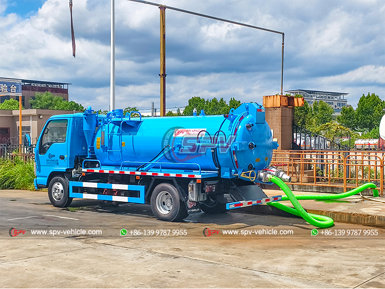 ISUZU 4,000 Litres Drain Suction Truck - Rear Left Side